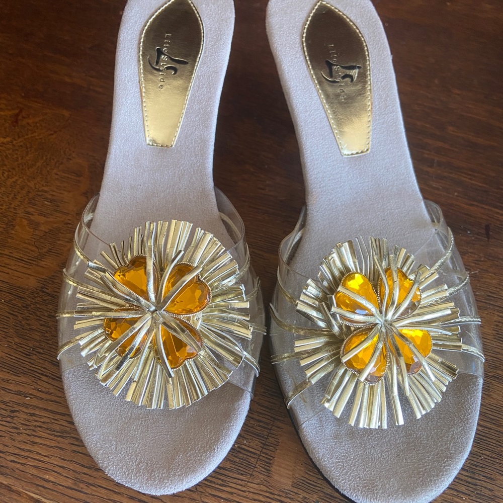 NWOT - GLAM WEDGES
